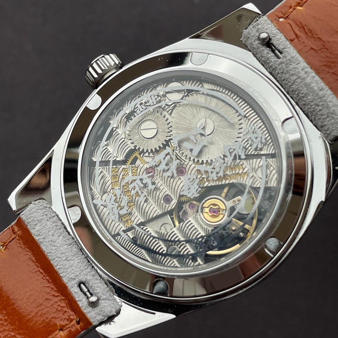 Merkur Watch Salmon Dial Watch - đánh giá và giá Seiko Watch Presage